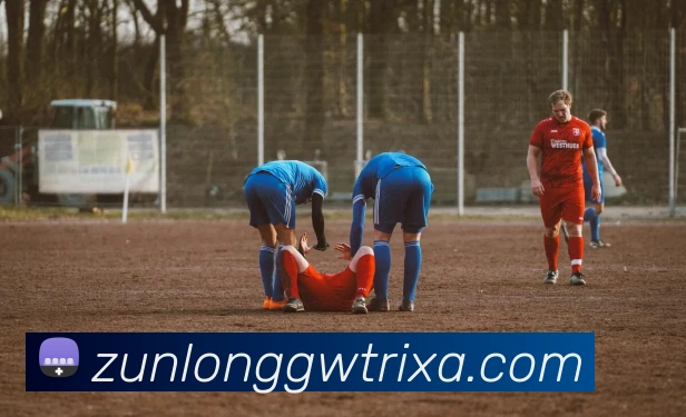 德里赫特遗憾与教练短暂相处滕哈赫阿莫林双双离职引发关注